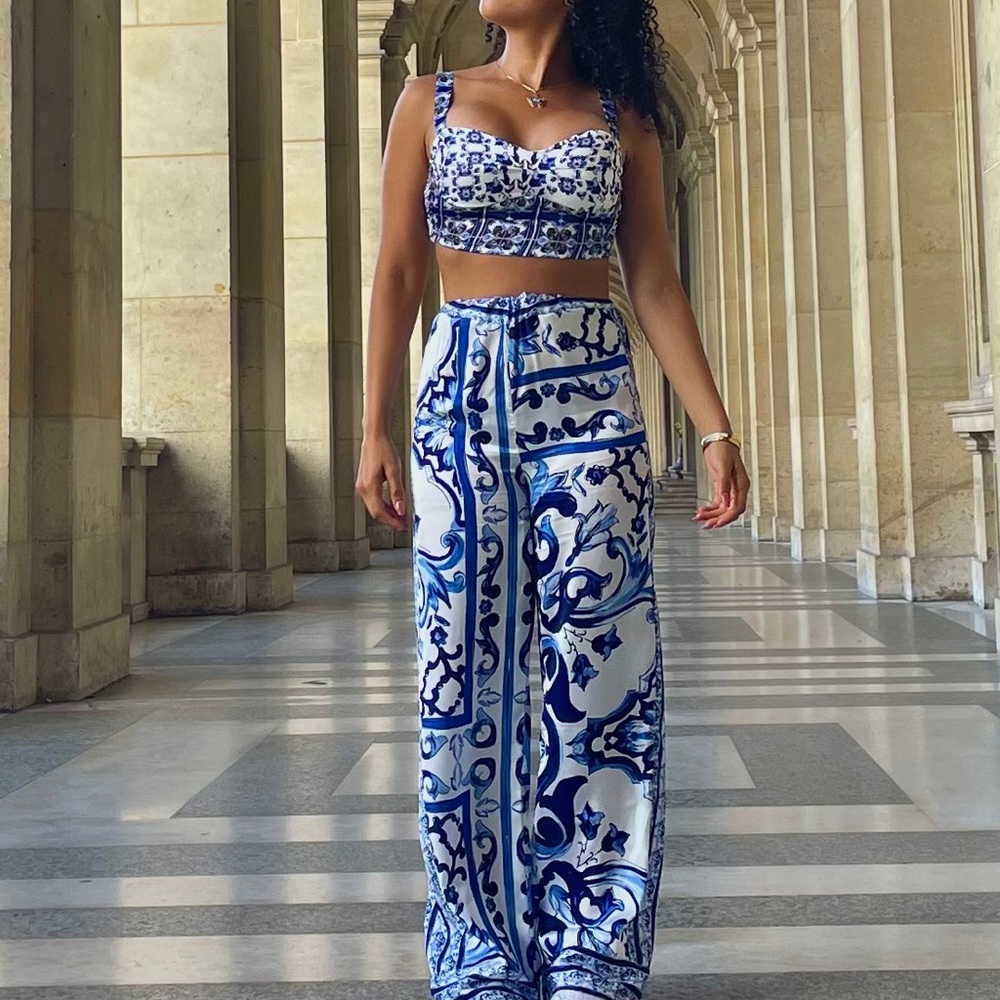 Paris two piece